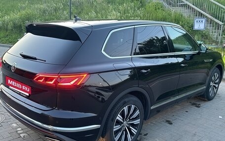 Volkswagen Touareg III, 2019 год, 4 200 000 рублей, 4 фотография