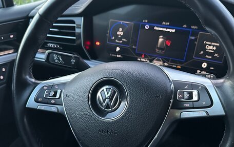 Volkswagen Touareg III, 2019 год, 4 200 000 рублей, 8 фотография