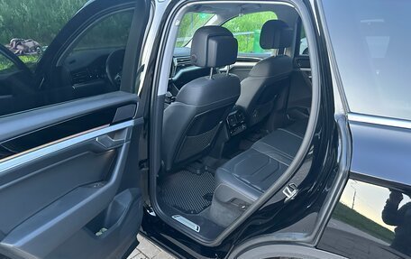 Volkswagen Touareg III, 2019 год, 4 200 000 рублей, 18 фотография