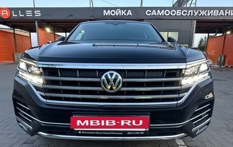 Volkswagen Touareg III, 2019 год, 4 200 000 рублей, 13 фотография