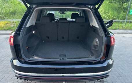 Volkswagen Touareg III, 2019 год, 4 200 000 рублей, 22 фотография