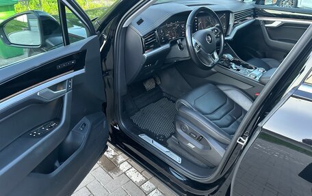 Volkswagen Touareg III, 2019 год, 4 200 000 рублей, 20 фотография