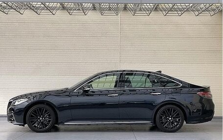 Toyota Crown, 2022 год, 2 627 000 рублей, 10 фотография