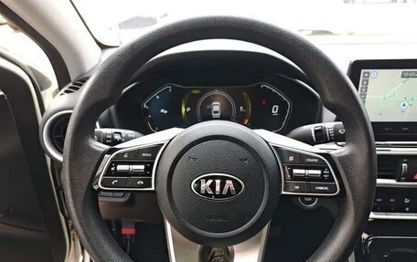 KIA K3, 2020 год, 1 210 000 рублей, 17 фотография