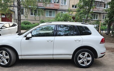 Volkswagen Touareg III, 2014 год, 2 199 999 рублей, 10 фотография