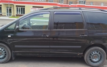 SEAT Alhambra II рестайлинг, 2002 год, 350 000 рублей, 4 фотография