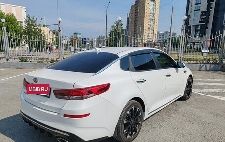 KIA Optima IV, 2018 год, 2 350 000 рублей, 3 фотография