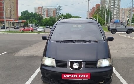 SEAT Alhambra II рестайлинг, 2002 год, 350 000 рублей, 6 фотография