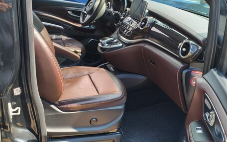 Mercedes-Benz V-Класс, 2017 год, 5 320 000 рублей, 12 фотография