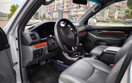 Toyota Land Cruiser Prado 120 рестайлинг, 2006 год, 2 750 000 рублей, 6 фотография