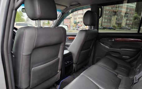 Toyota Land Cruiser Prado 120 рестайлинг, 2006 год, 2 750 000 рублей, 14 фотография