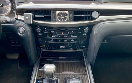 Lexus LX III, 2017 год, 6 950 000 рублей, 13 фотография