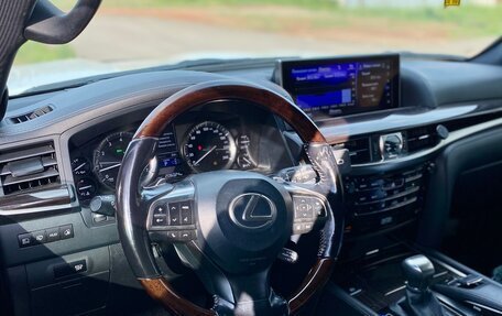 Lexus LX III, 2017 год, 6 950 000 рублей, 10 фотография
