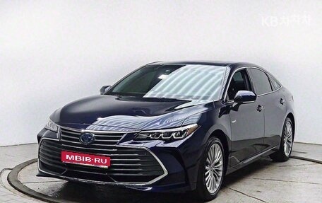 Toyota Avalon, 2022 год, 3 260 000 рублей, 1 фотография