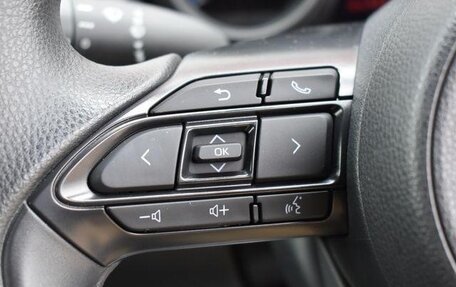 Toyota Yaris, 2022 год, 1 482 000 рублей, 17 фотография