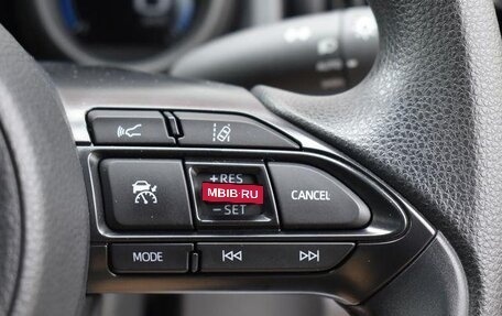 Toyota Yaris, 2022 год, 1 482 000 рублей, 18 фотография
