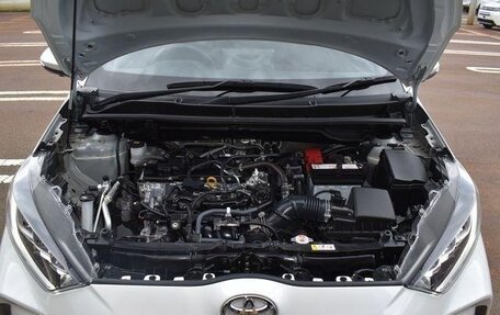 Toyota Yaris, 2022 год, 1 482 000 рублей, 33 фотография