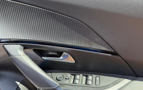Peugeot 2008 II, 2022 год, 1 180 000 рублей, 10 фотография