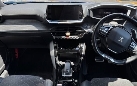 Peugeot 2008 II, 2022 год, 1 180 000 рублей, 14 фотография