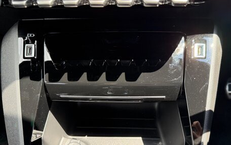 Peugeot 2008 II, 2022 год, 1 180 000 рублей, 29 фотография