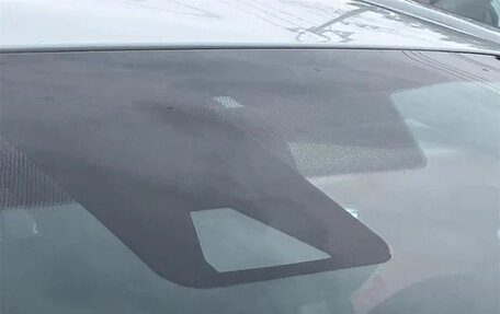 Toyota Yaris, 2022 год, 1 056 000 рублей, 32 фотография