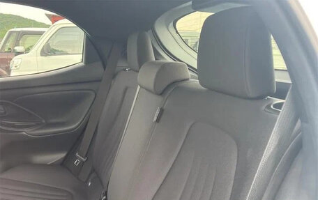 Toyota Yaris, 2022 год, 1 056 000 рублей, 36 фотография