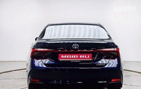 Toyota Avalon, 2022 год, 3 260 000 рублей, 3 фотография
