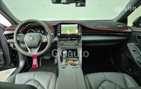 Toyota Avalon, 2021 год, 3 100 000 рублей, 5 фотография