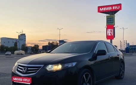 Honda Accord VIII рестайлинг, 2012 год, 1 470 000 рублей, 2 фотография