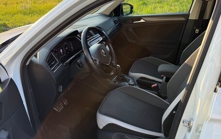 Volkswagen Tiguan II, 2019 год, 3 000 000 рублей, 9 фотография