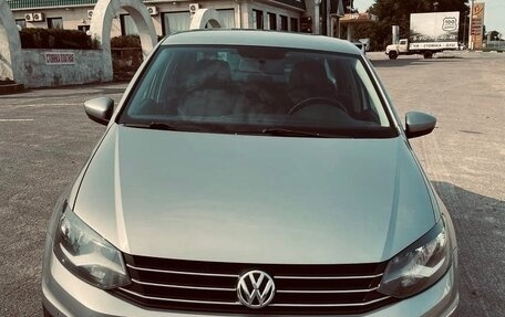 Volkswagen Polo VI (EU Market), 2018 год, 1 200 000 рублей, 1 фотография