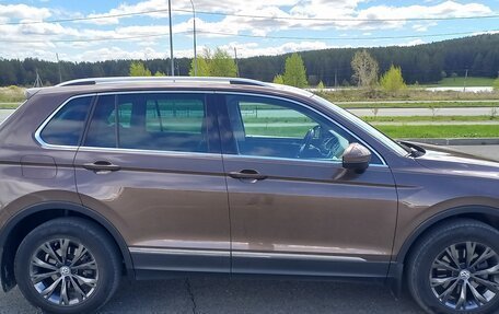 Volkswagen Tiguan II, 2017 год, 2 200 000 рублей, 5 фотография