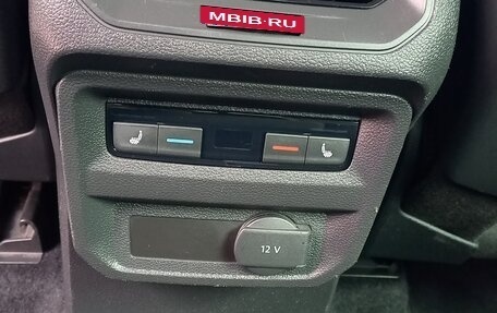 Volkswagen Tiguan II, 2017 год, 2 200 000 рублей, 11 фотография