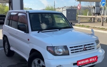 Mitsubishi Pajero iO, 1998 год, 580 000 рублей, 2 фотография
