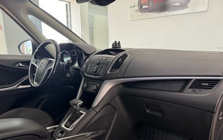 Opel Zafira C рестайлинг, 2013 год, 1 045 000 рублей, 11 фотография