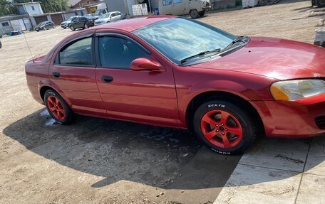 Dodge Stratus II, 2004 год, 350 000 рублей, 2 фотография