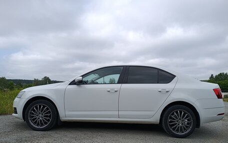 Skoda Octavia, 2017 год, 1 520 000 рублей, 10 фотография