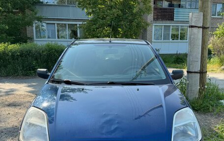 Ford Fiesta, 2005 год, 350 000 рублей, 4 фотография
