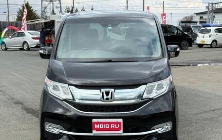 Honda Stepwgn IV, 2015 год, 1 494 000 рублей, 2 фотография