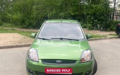 Ford Fiesta, 2006 год, 300 000 рублей, 4 фотография