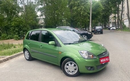 Ford Fiesta, 2006 год, 300 000 рублей, 3 фотография