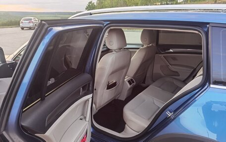 Volkswagen Golf VII, 2019 год, 1 950 000 рублей, 18 фотография