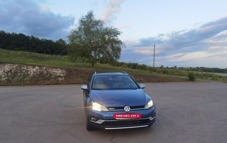 Volkswagen Golf VII, 2019 год, 1 950 000 рублей, 9 фотография