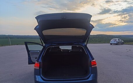 Volkswagen Golf VII, 2019 год, 1 950 000 рублей, 20 фотография