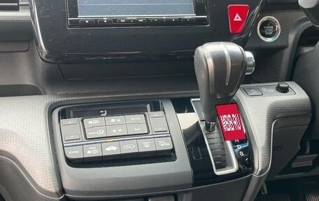 Honda Stepwgn IV, 2016 год, 1 583 000 рублей, 24 фотография