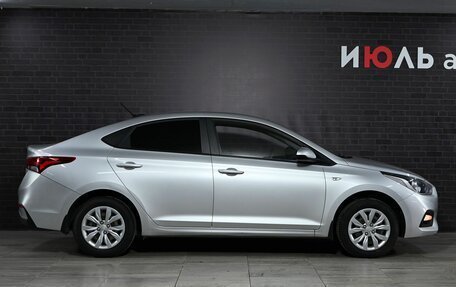 Hyundai Solaris II рестайлинг, 2018 год, 1 050 000 рублей, 8 фотография