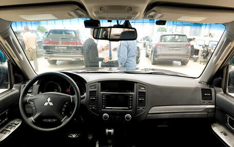 Mitsubishi Pajero IV, 2012 год, 1 950 000 рублей, 18 фотография