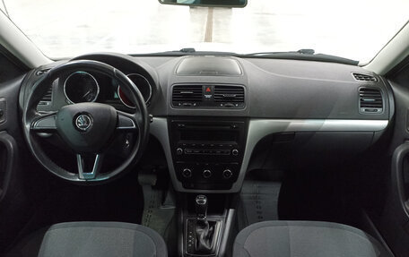Skoda Yeti I рестайлинг, 2014 год, 1 189 000 рублей, 17 фотография