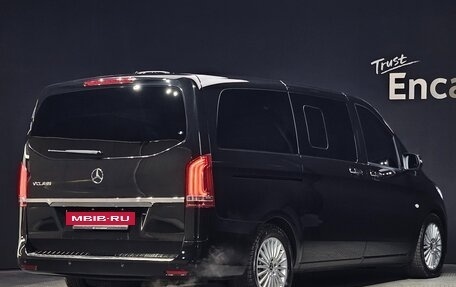 Mercedes-Benz V-Класс, 2019 год, 4 830 000 рублей, 4 фотография