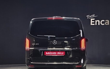 Mercedes-Benz V-Класс, 2019 год, 4 830 000 рублей, 5 фотография